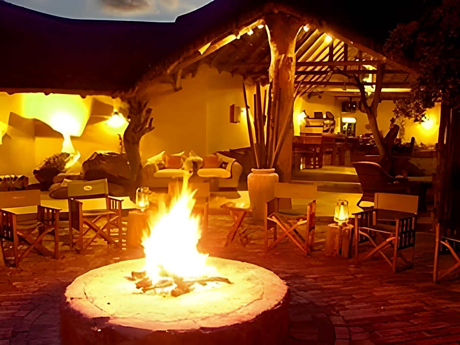 Bateleur Tented Safari Lodge and Bush Spa