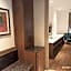 Lemonwood Suites By F9 Hotels