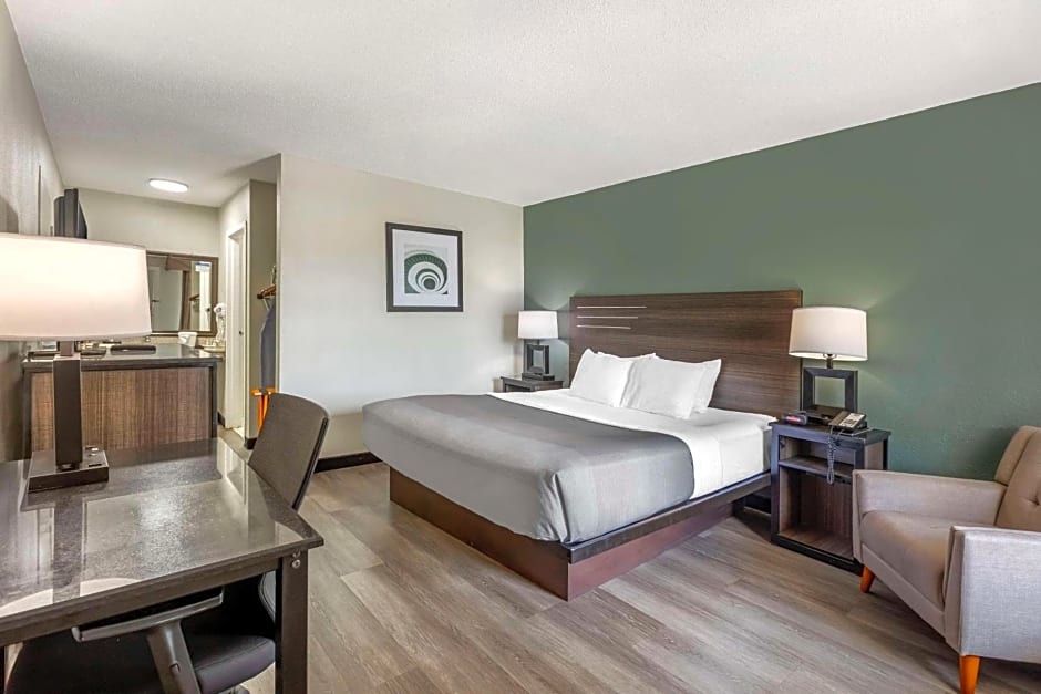 Quality Inn & Suites