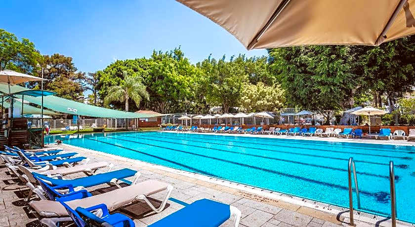 Kfar Maccabiah Hotel & Suites                                                                   