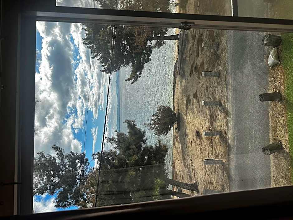 pension lakeside
