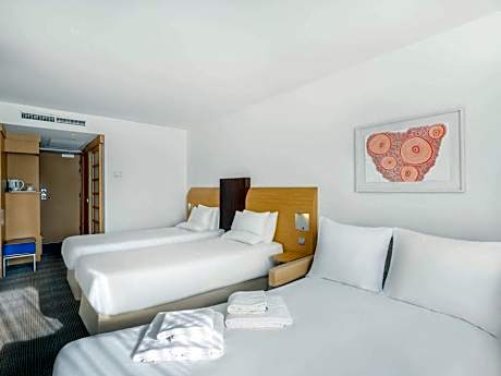 Family Twin Room