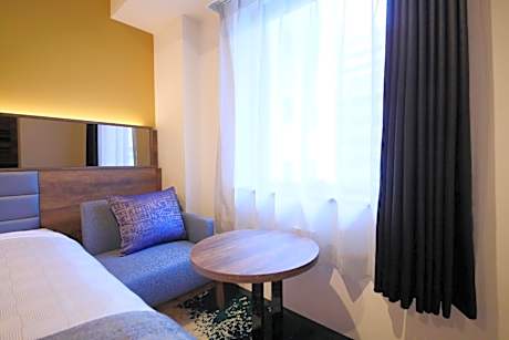 Standard Twin Room - Non-Smoking