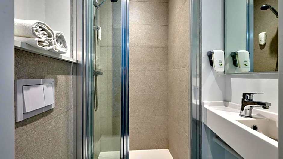 Kyriad ECO - Dijon Sud Chenove