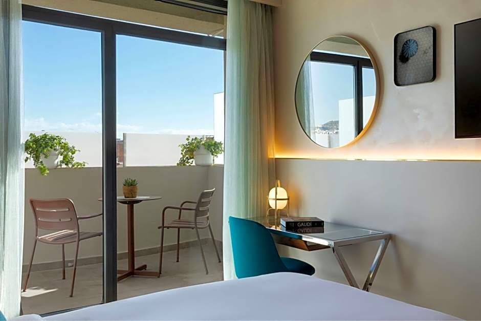 Renaissance by Marriott Barcelona Hotel