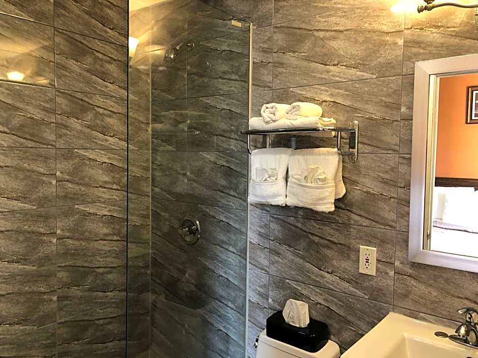 The Vue Express @ 39th Street