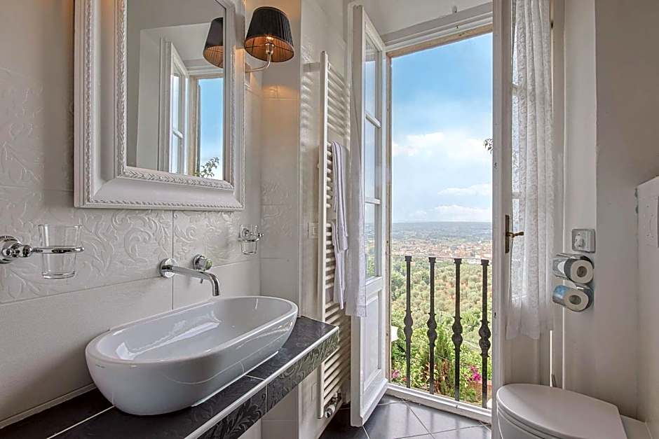 Hotel Villa Sermolli