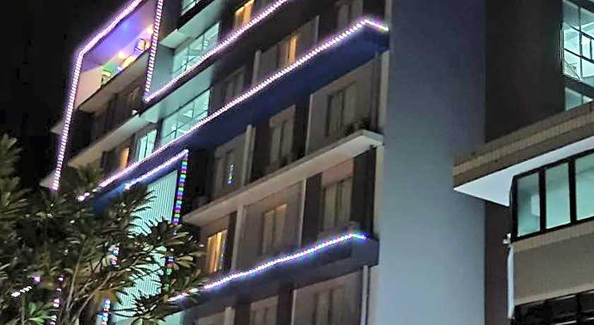 Hotel Broadway Yangon