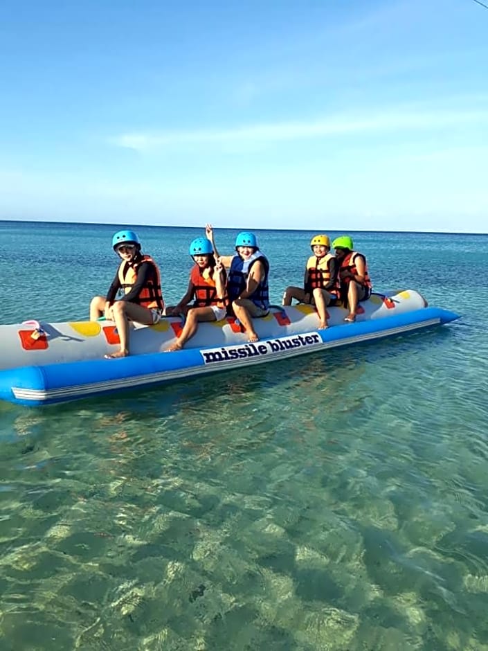 Blue Lagoon Inn and Restaurant, Pagudpud