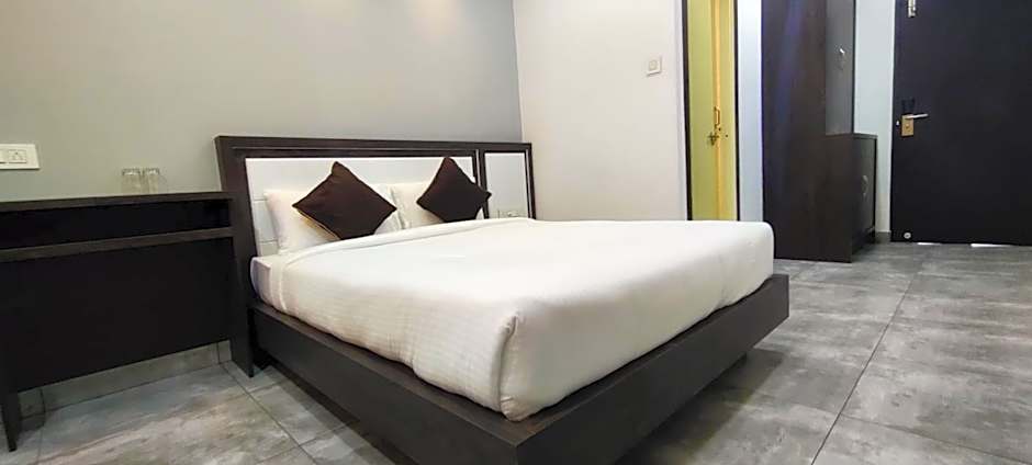 Photo 1 of 19 of Double Room