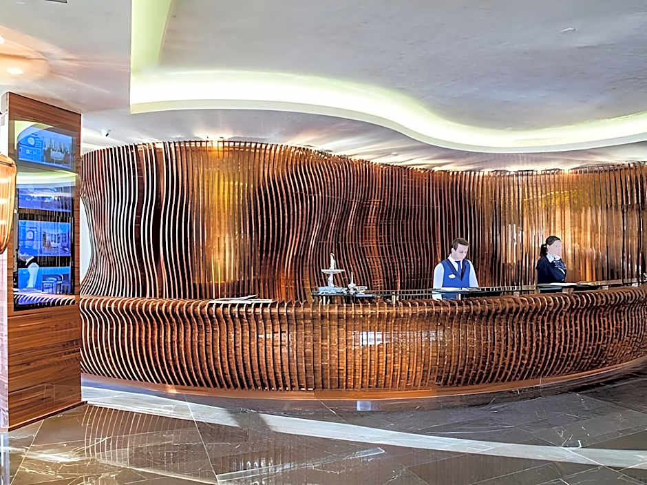 Gold Majesty Hotel