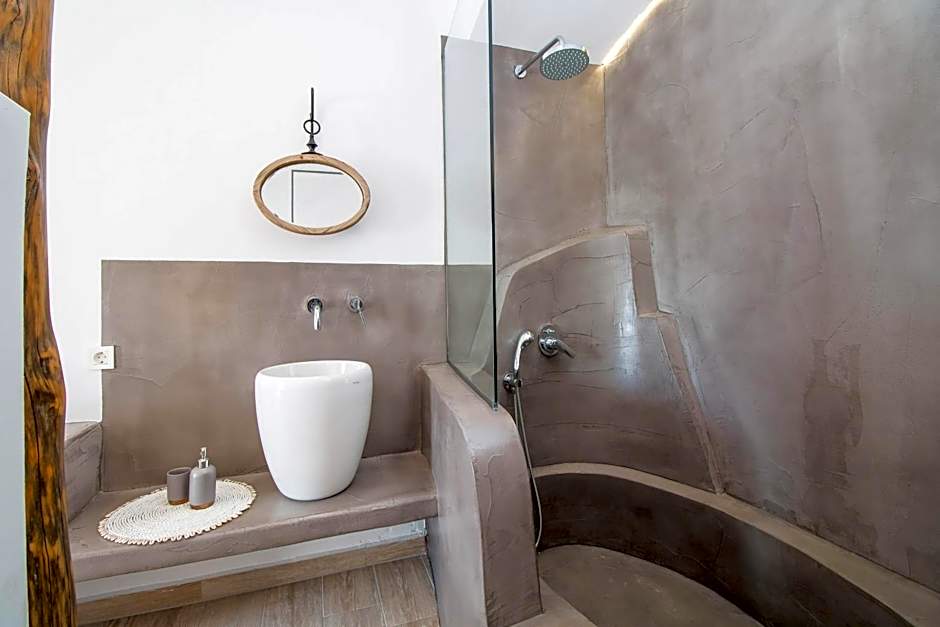 Malibu Boutique Studios & Bungalows