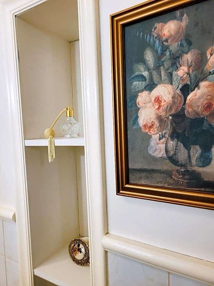 Historic Sion Bass Guest House