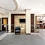 La Quinta Inn & Suites by Wyndham Oshawa