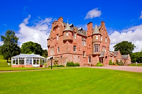 Cringletie House