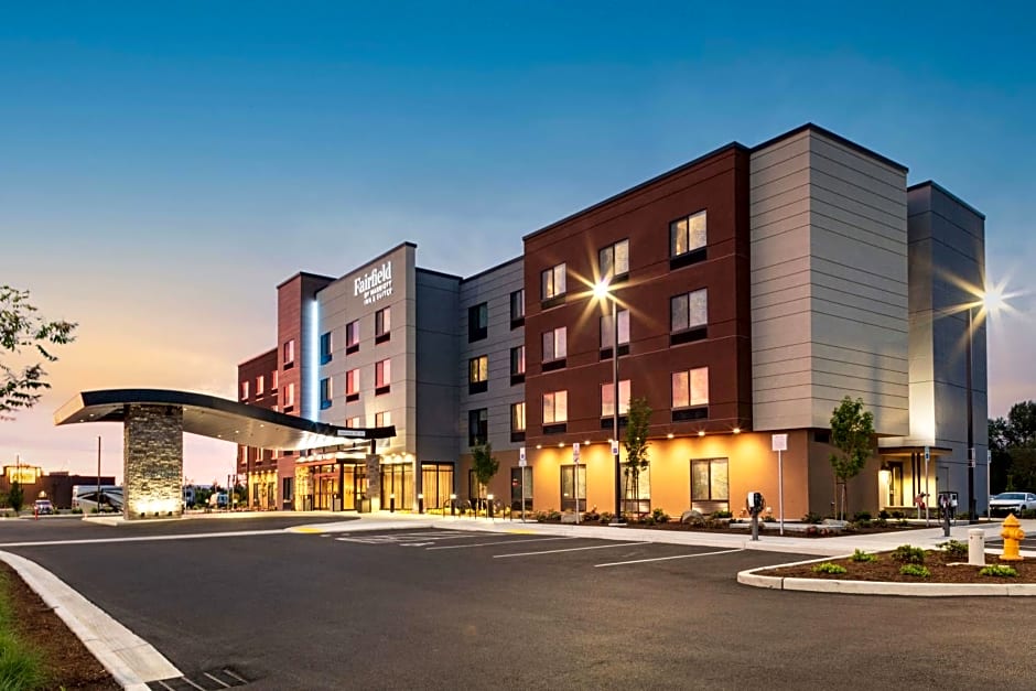 Fairfield by Marriott Inn & Suites Medford
