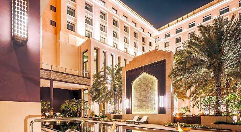 Radisson Collection Muscat, Hormuz Grand