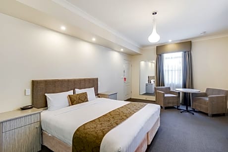 Prince of Wales Motor Inn