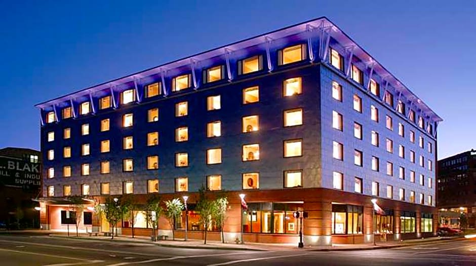 Hilton Garden Inn Portland Downtown Waterfront