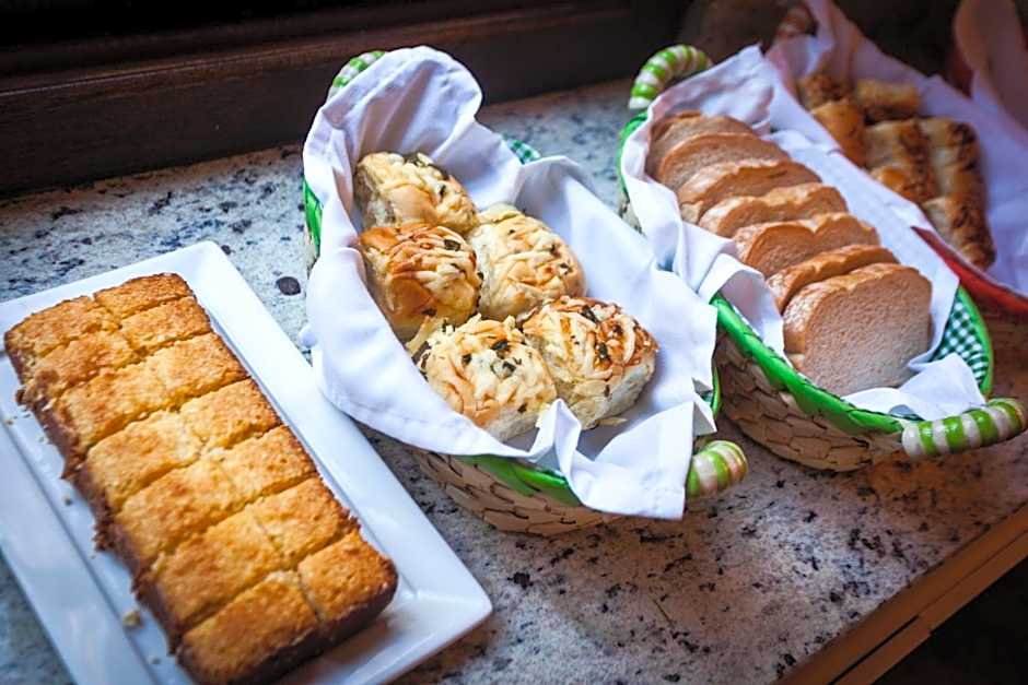 Pousada Quatro Estacoes