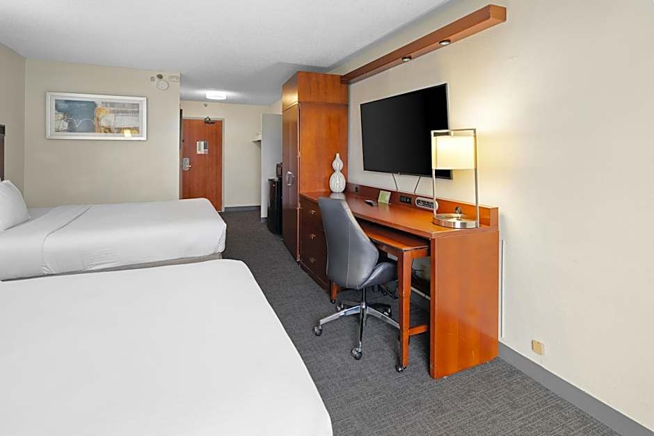 88 Palms Hotel & Event Center