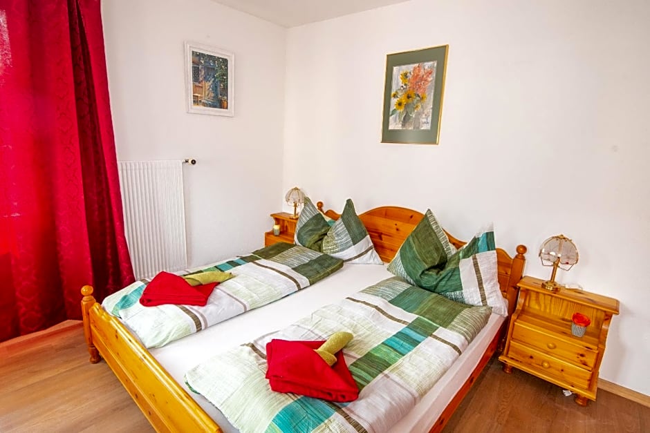 Sonne Holiday Rooms