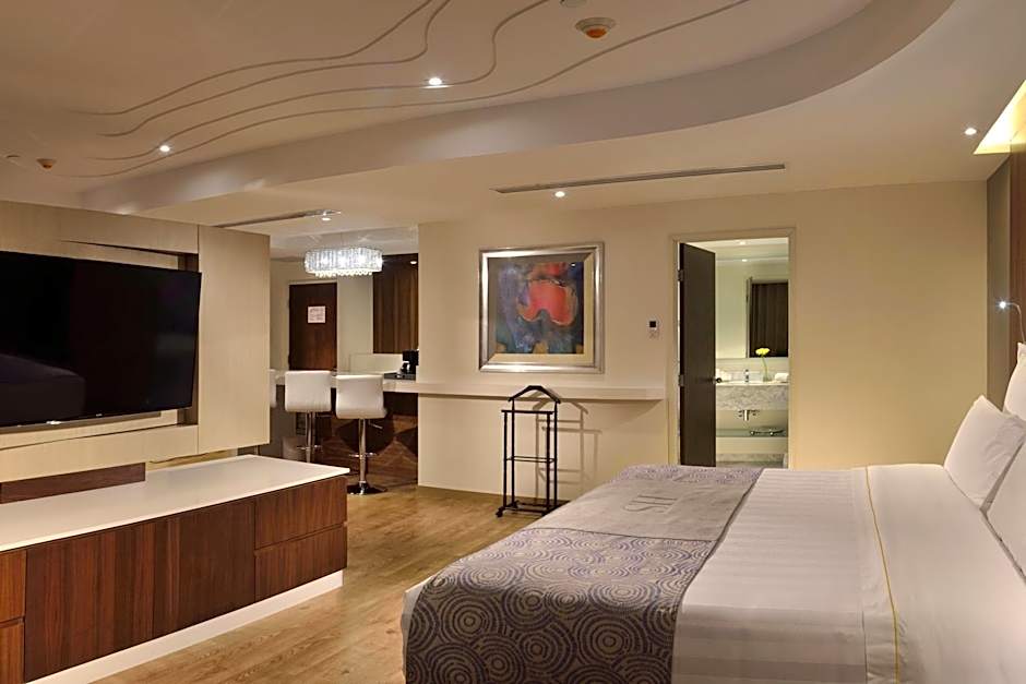 HS HOTSSON Hotel Irapuato