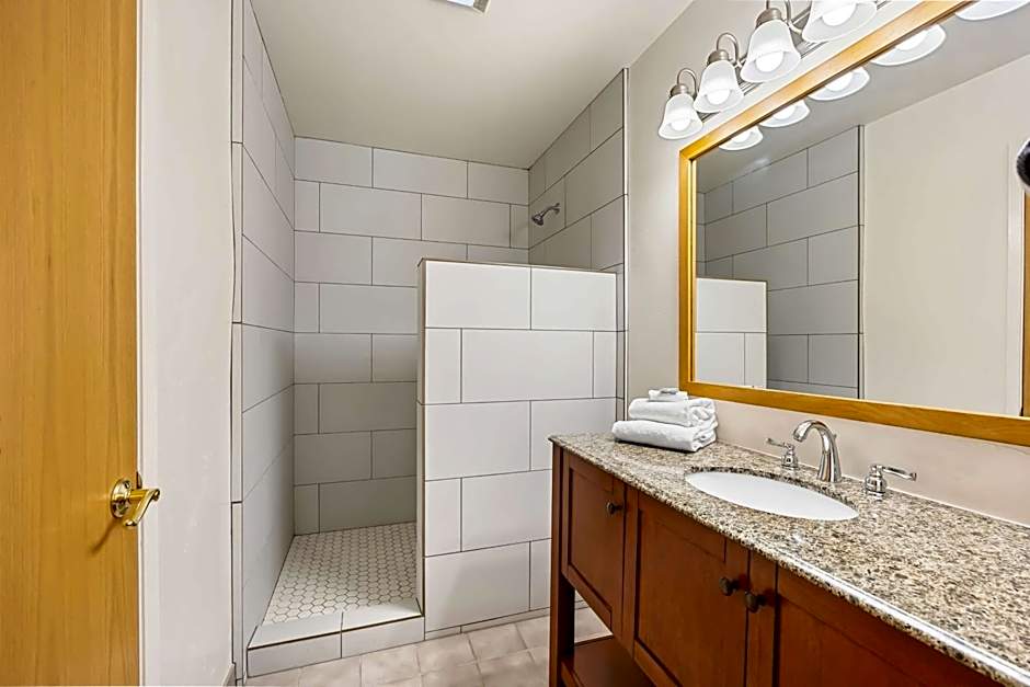 Best Western Inn At The Rogue