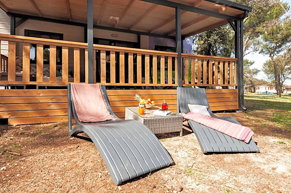 Glamping and Mobile Homes Lavanda - Holiday Centre Bi VIllage