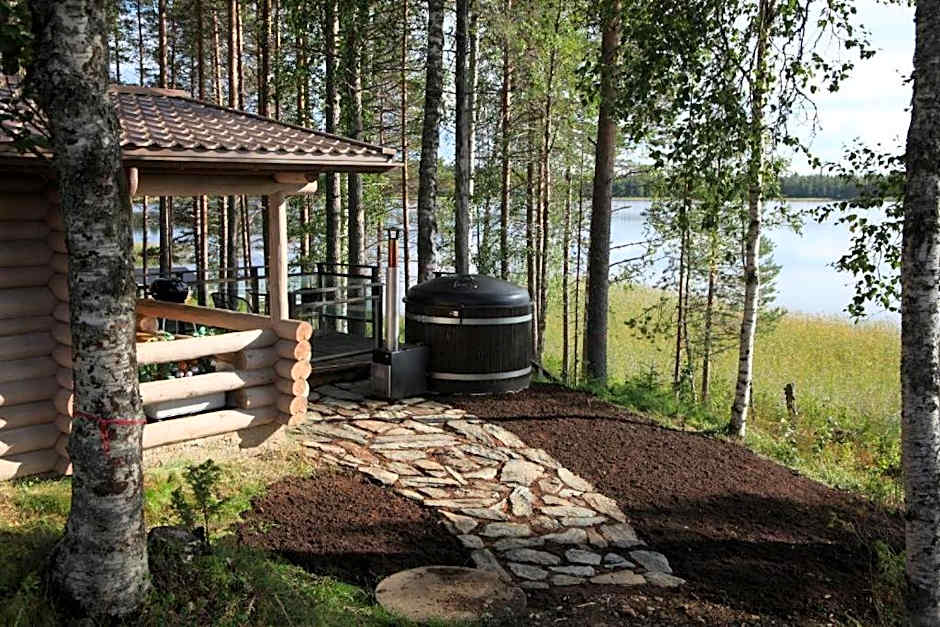 Rafi - The Village of Silence, Aurora Cabin 3