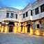Four Mansions Hotel