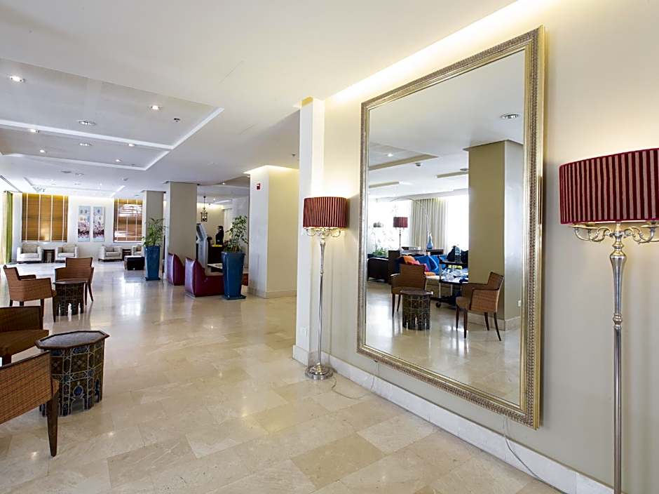 Prima Royale Hotel