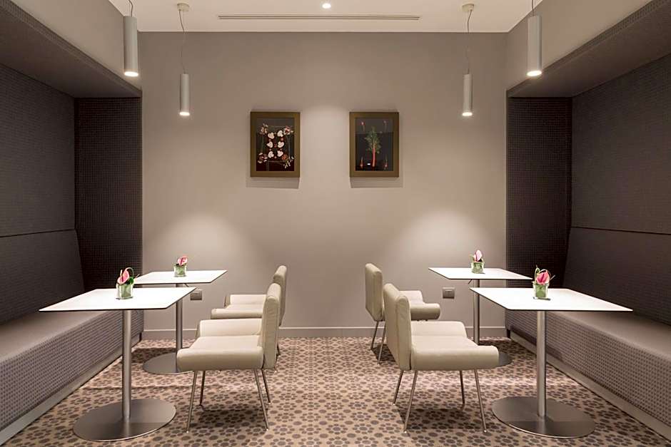 Hampton by Hilton Rome East