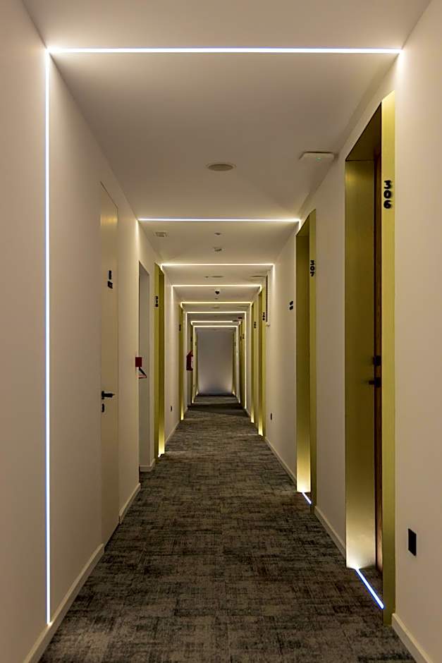 DIAGONAL HOTEL
