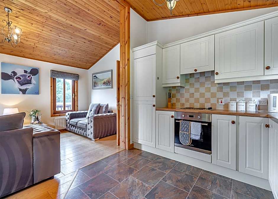 Charlesworth Lodges