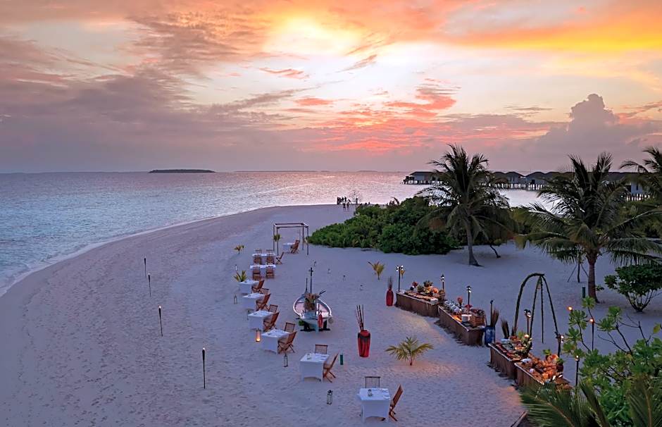 NH Collection Maldives Havodda Resort