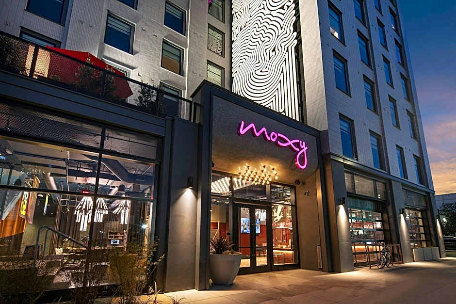 Moxy Oakland Uptown