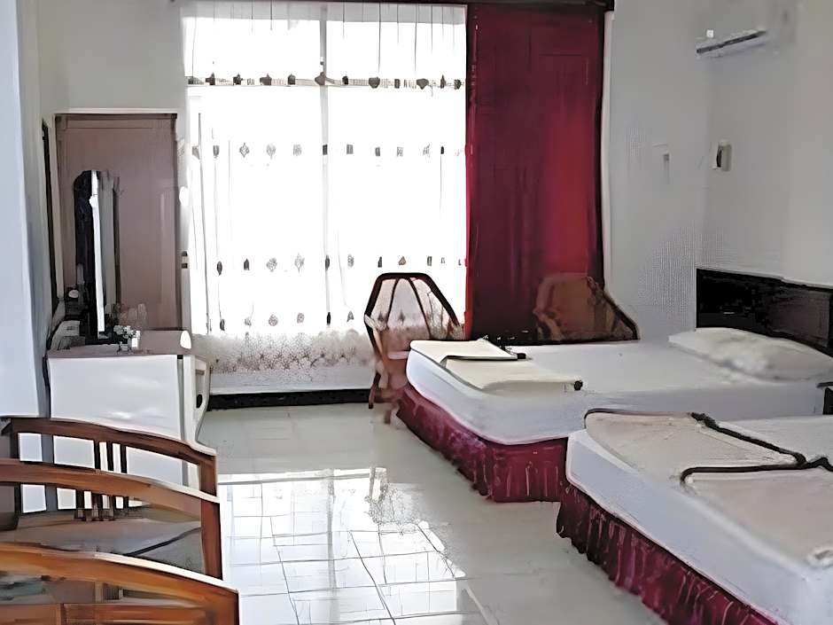 Hotel Santosa