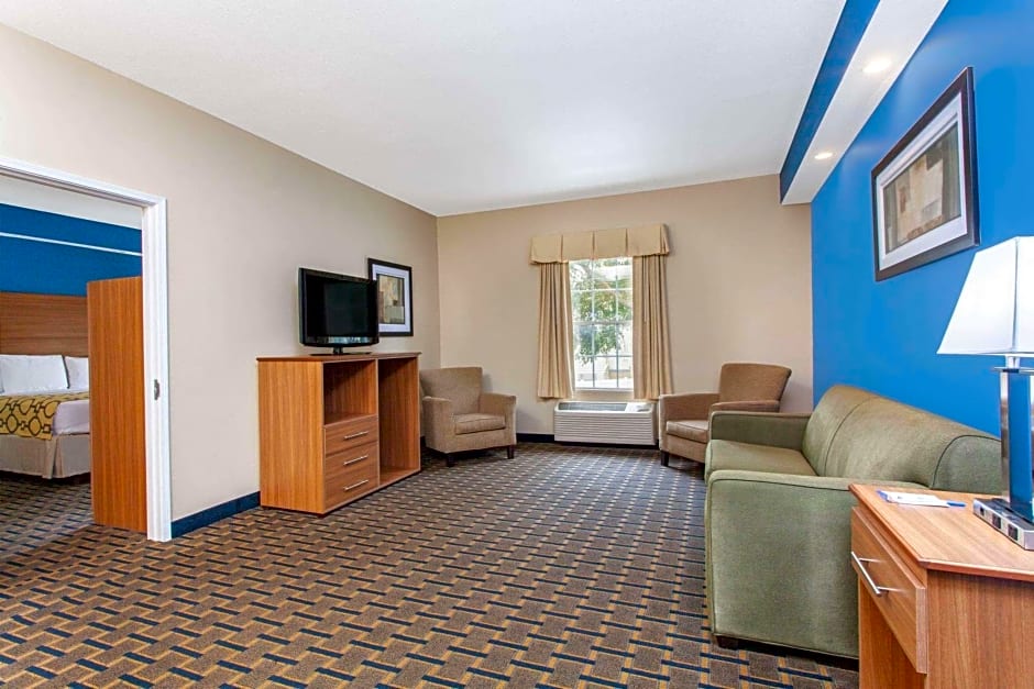 Baymont by Wyndham Jacksonville/Butler Blvd
