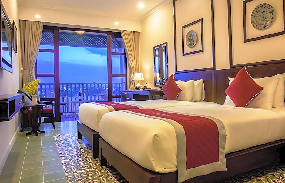 Lantana Riverside Hoi An Hotel