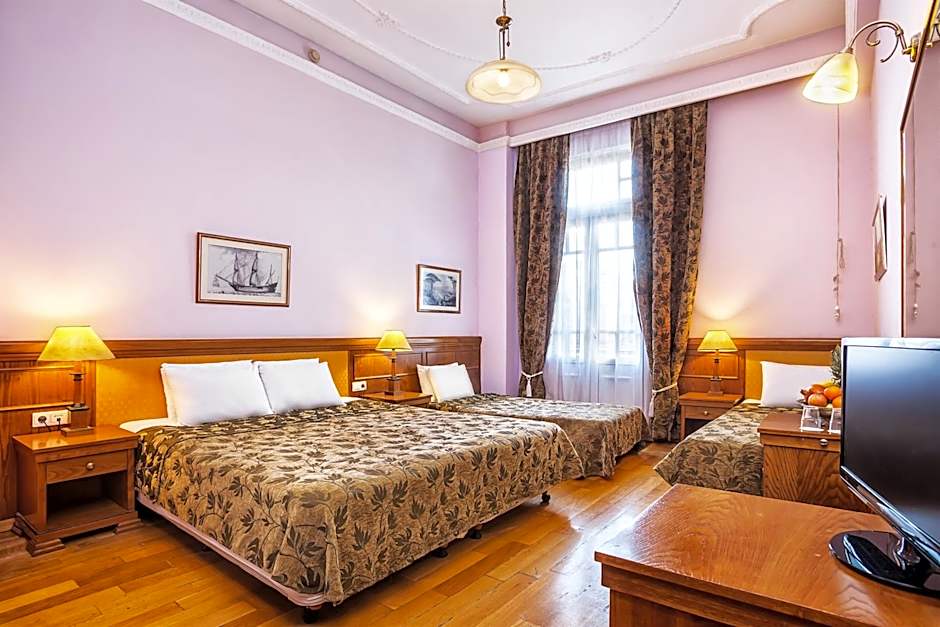 Minerva Premier Hotel
