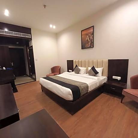 Deluxe Single Room with Balcony