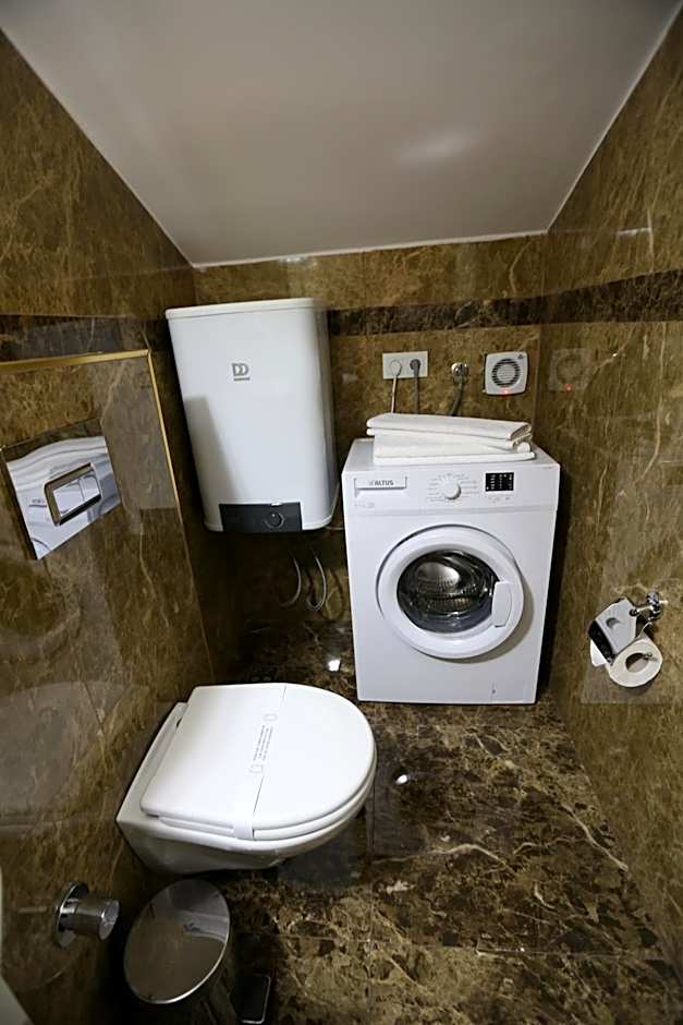 Truemar Hotels & Suites