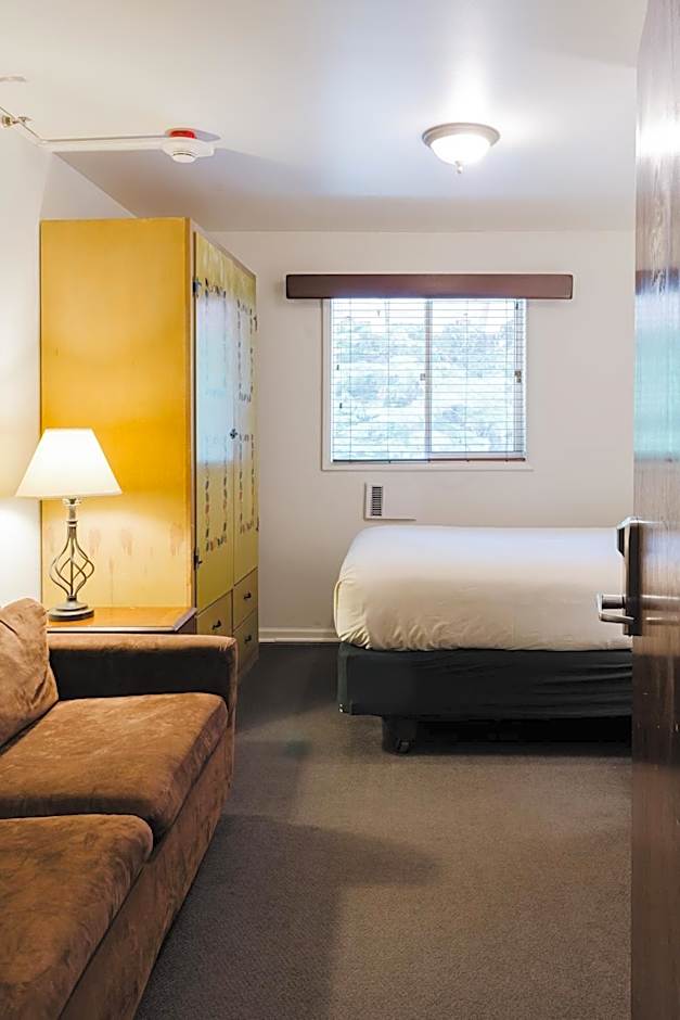 Crystal Mountain Hotels