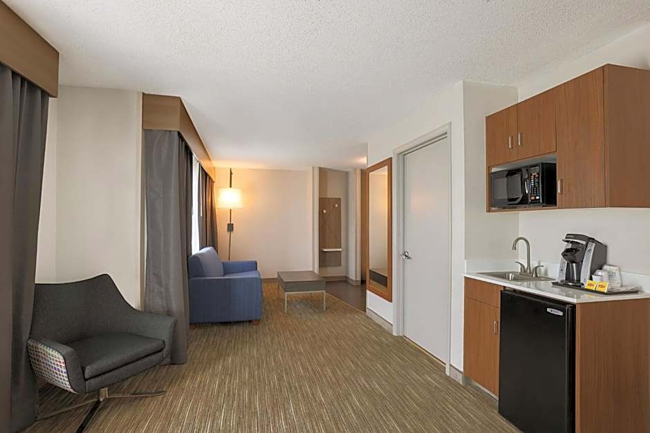 Holiday Inn Express Hotel And Suites Raleigh North - Wake Forest By IHG