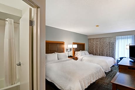 Queen Room with Two Queen Beds - Non-Smoking