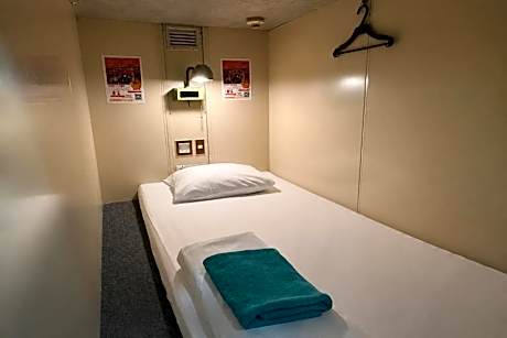 Capsule Hotel Block Room