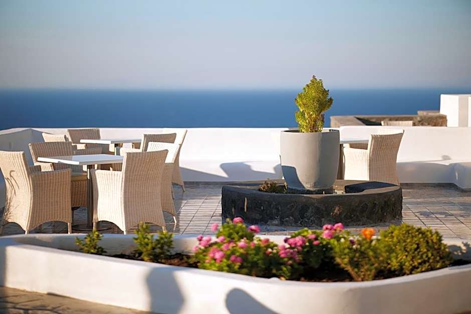 Danae Suites Santorini