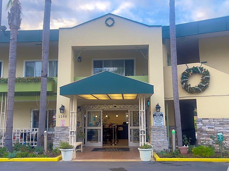 Quality Inn & Suites Anaheim At The Park