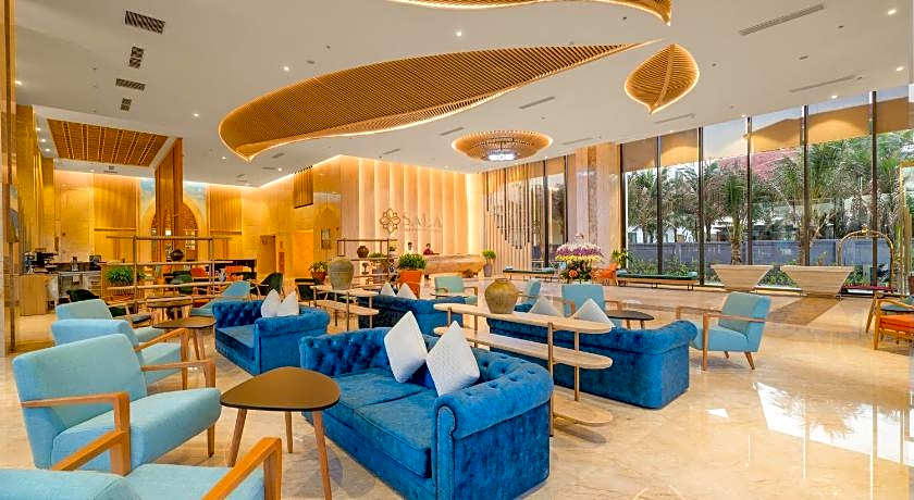 Sala Grand TuyHoa Hotel